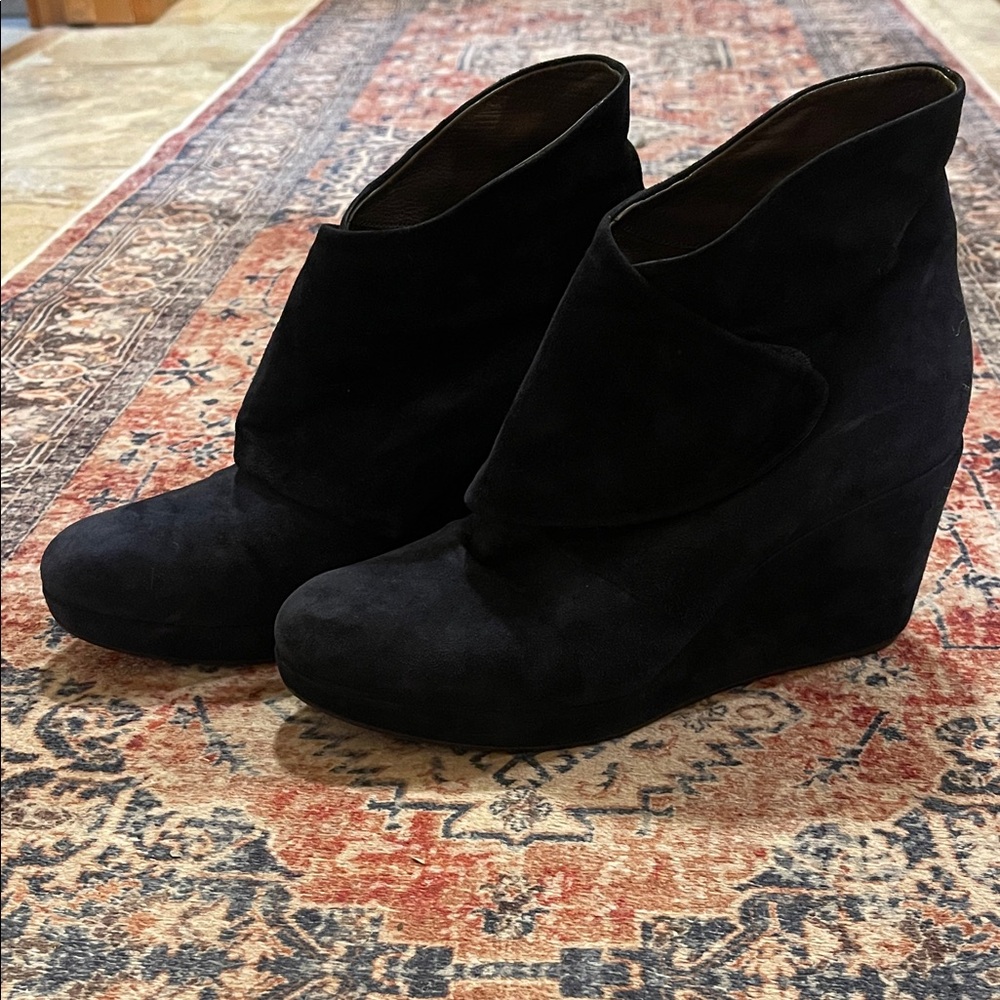 Coclico Dark Navy Blue Suede Ankle Boots EU 40
